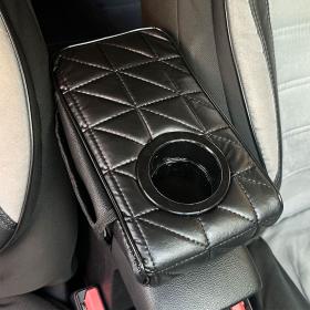 Coussin d’accoudoir de voiture avec porte-gobelet V2 – وسادة منظم الأغراض في السيارة