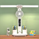 ⁦Lampe de bureau LED à double tête avec ventilateur et Horloge – مصباح مكتب مع منبه ومروحة مدمجة⁩ - الصورة ⁦2⁩