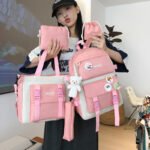 ⁦Ensemble de sacs d’école Kawai pour adolescents 4Pcs HAOLIDA V2 Rose – محفظة 4 قطع كاواي وردي⁩ - الصورة ⁦2⁩
