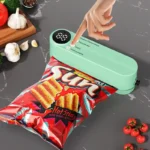 ⁦Mini scelleuse sous vide et Extracteur d’air portable 60 kPa avec 3 niveaux de température – جهاز تفريغ الهواء وغلق الأكياس⁩ - الصورة ⁦4⁩
