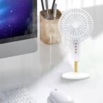 ⁦Mini Ventilateur de Bureau Portable USB - Ultra-Silencieux avec Batterie 1200mAh - مروحة المكتب اللاسلكية والمحمولة فائقة الهدوء بـ 3 سرعات⁩ - الصورة ⁦4⁩